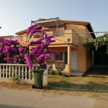 Marina Apartment Biograd Na Moru Bagian luar foto