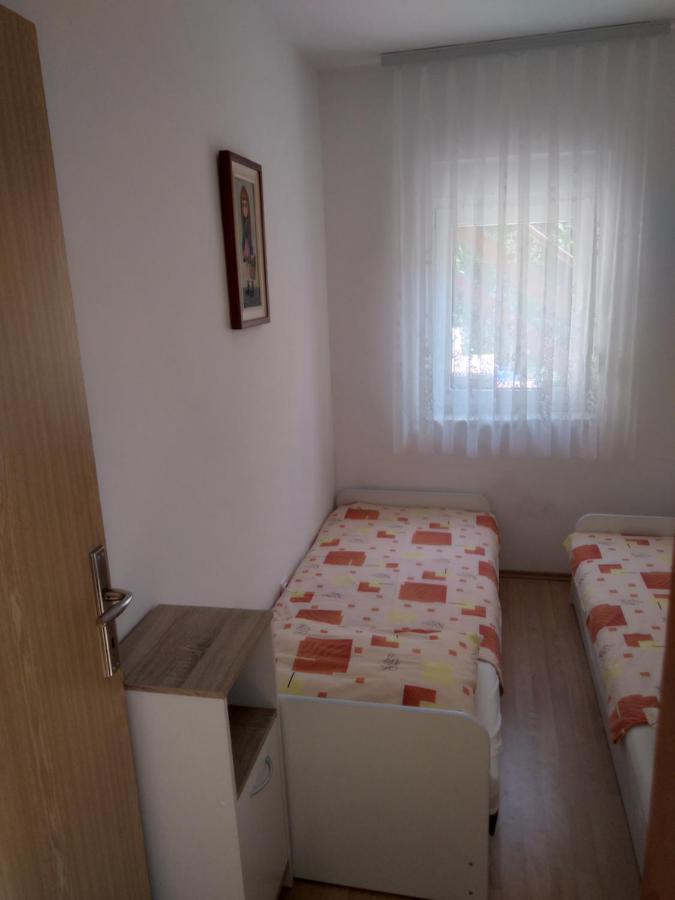 Marina Apartment Biograd Na Moru Bagian luar foto