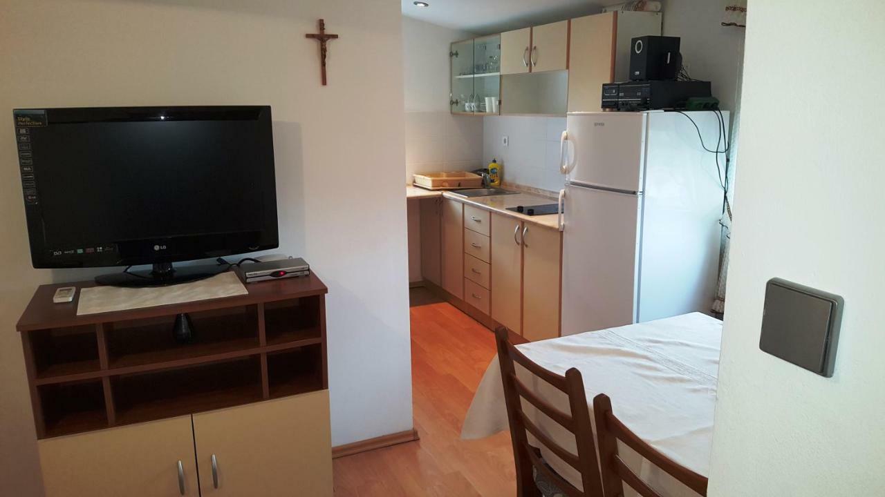 Marina Apartment Biograd Na Moru Bagian luar foto