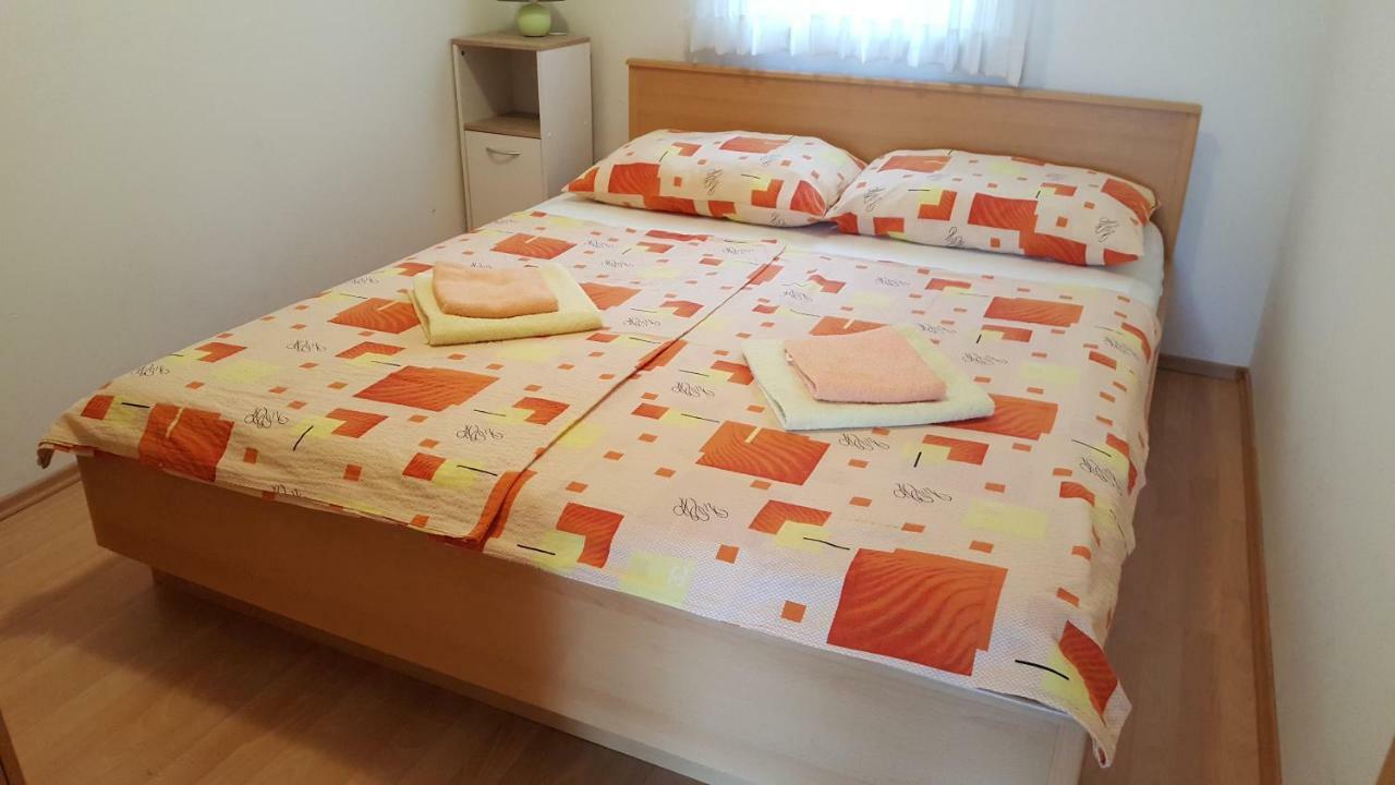 Marina Apartment Biograd Na Moru Bagian luar foto