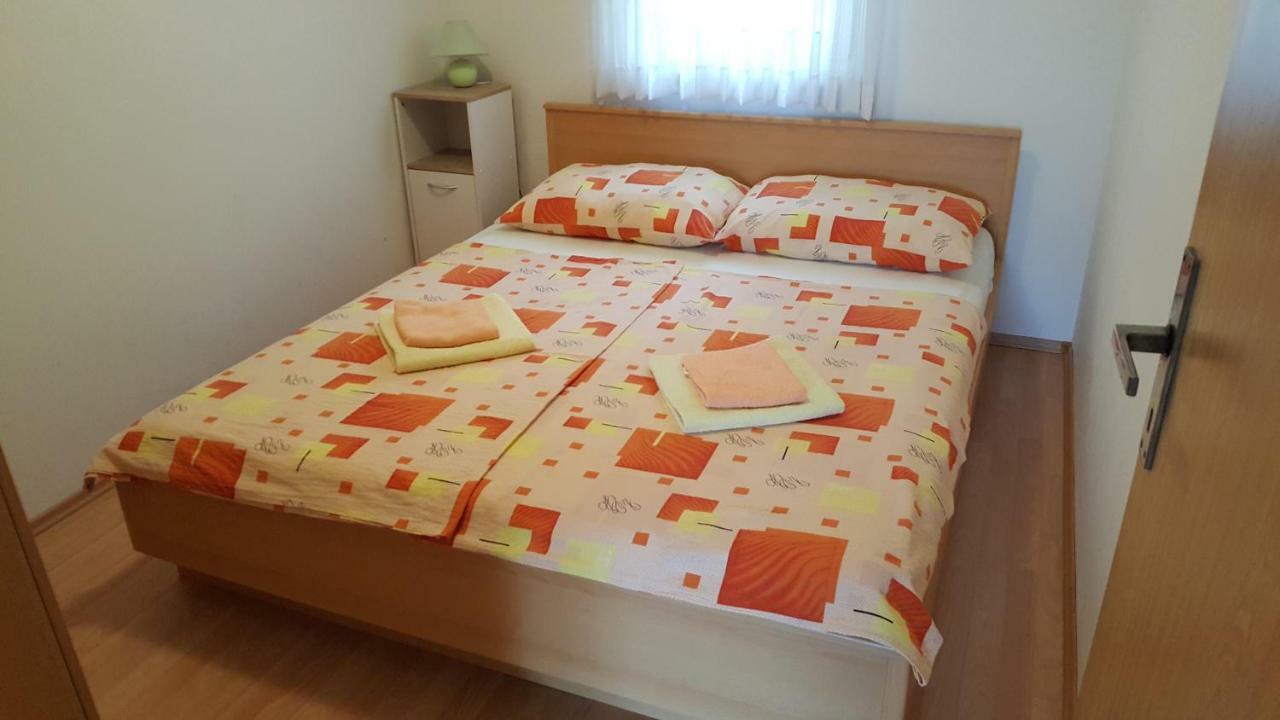 Marina Apartment Biograd Na Moru Bagian luar foto